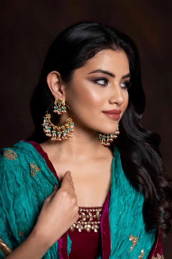 Statement Feroza Beads Hint Of Red Baalis