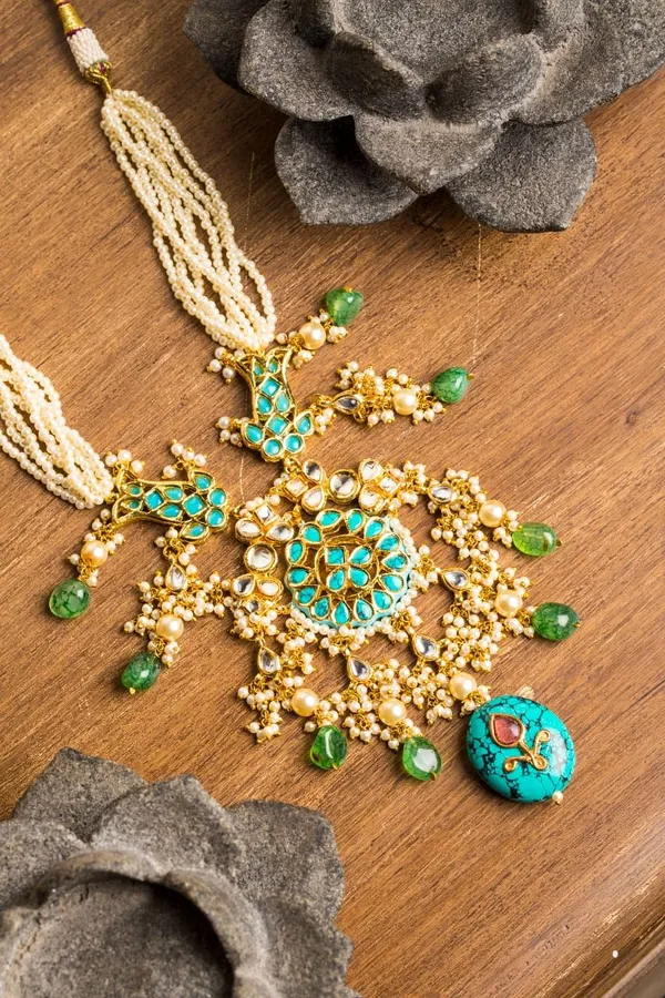 Statement Feroza Centric Choker Necklace