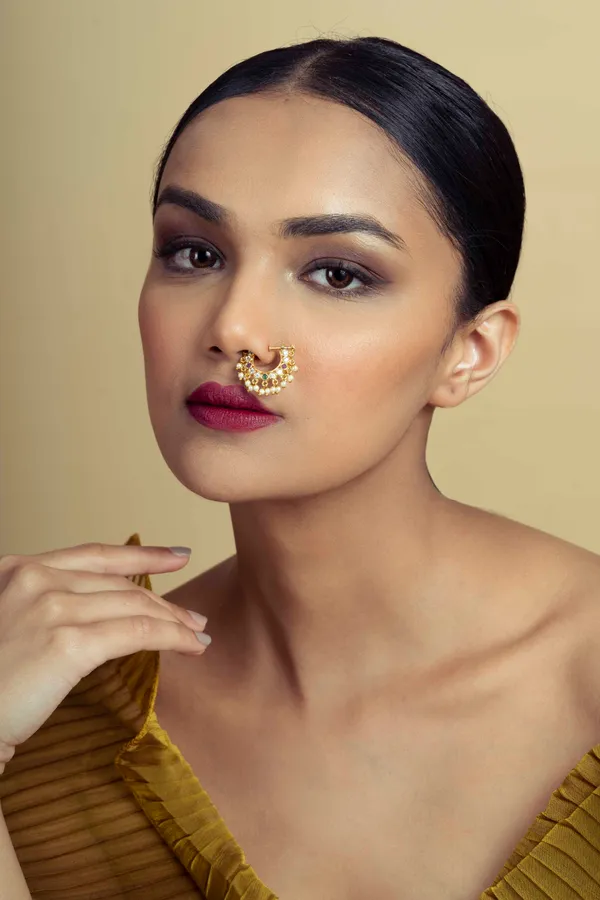 Red & Green Kundan Nath With Pearl Drops