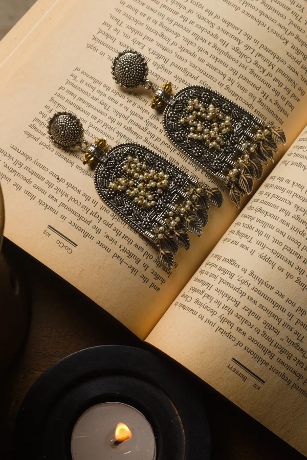 Intricate Silver Leaf White Pearl Earrings