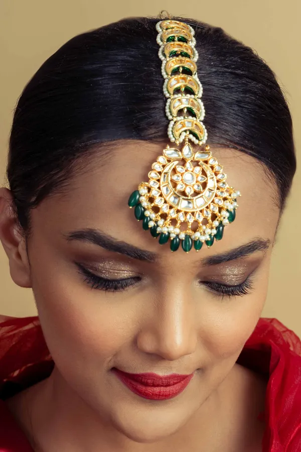 Statement Green And Gold Chand Maang Tikka