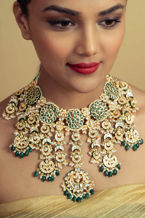 Statement Green And Gold Emerald Drops Choker Necklace