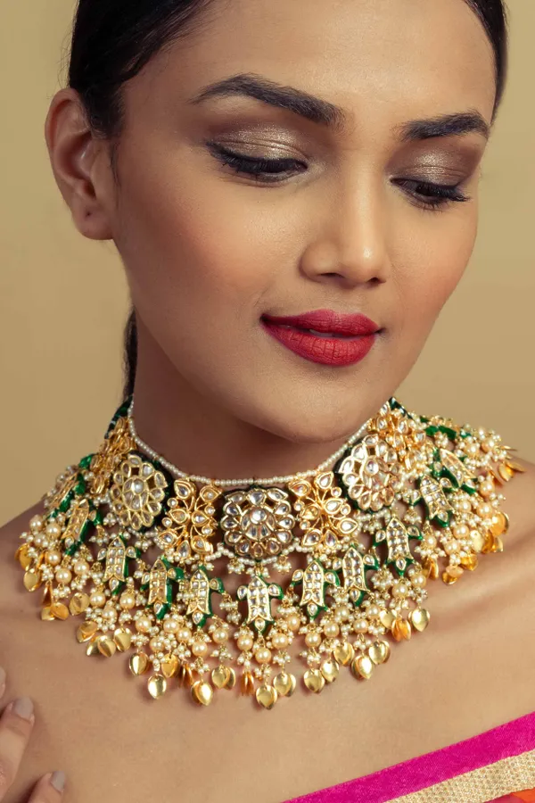 Statement Gold Pipalpatti Kundan Choker Necklace