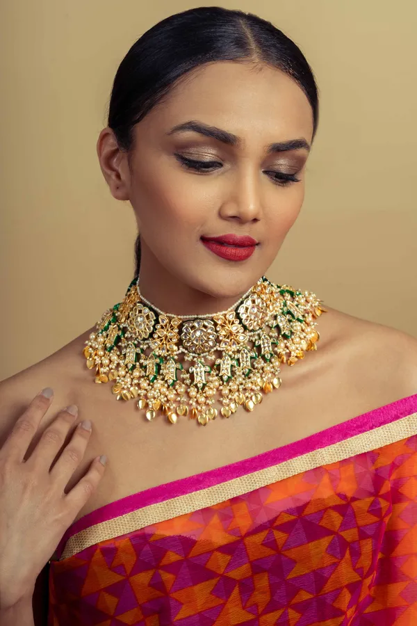 Statement Gold Pipalpatti Kundan Choker Necklace