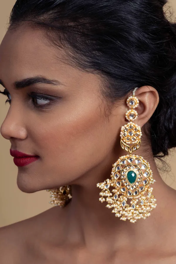 Green Center Gold Kundan Biya Drops Earrings