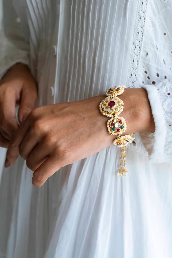 Red & Green Kundan Pearls Bracelet