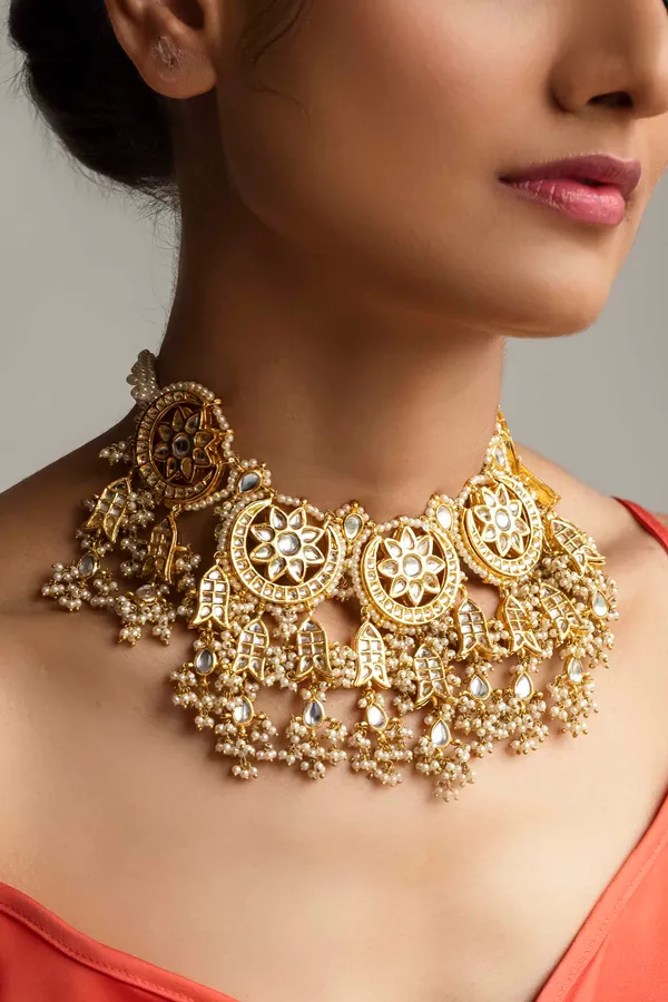 Statement Golden Fish Motif Kundan Choker Necklace