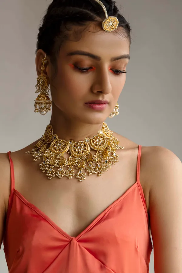 Statement Golden Fish Motif Kundan Choker Necklace