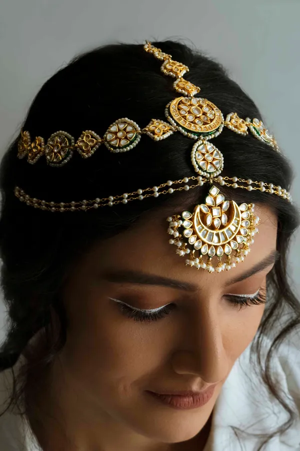 Statement Gold & Green Kundan Mathapatti With Pearls