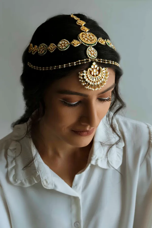 Statement Gold & Green Kundan Mathapatti With Pearls