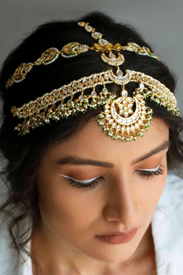 Statement Gold & Green Bridal Kundan Mathapatti