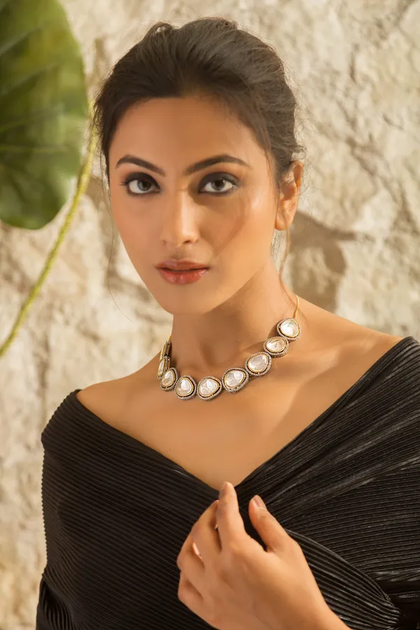 White & Silver Zirconia Choker Necklace