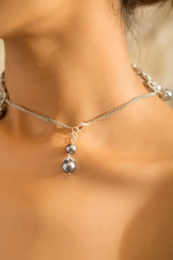 Silver Zirconia Necklace With Grey Pearl