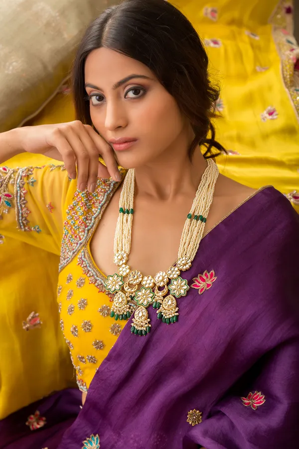 Statement Gold & Green Rani Haar