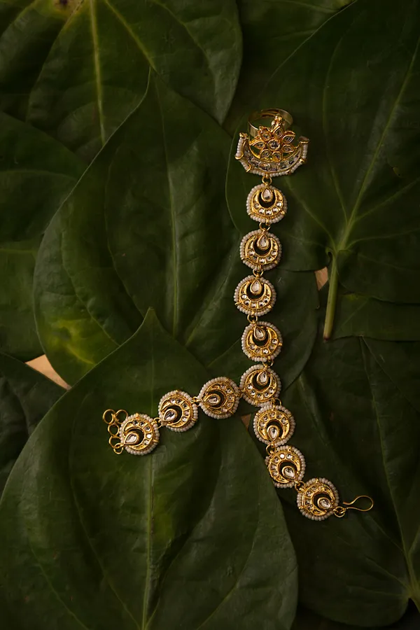 Gold & White Kundan Haathphool