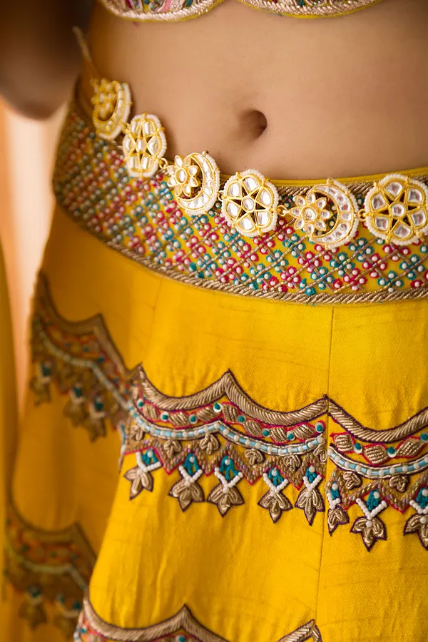 Golden Kundan Kamarband