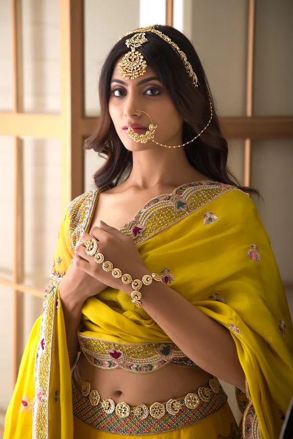 Golden Kundan Kamarband