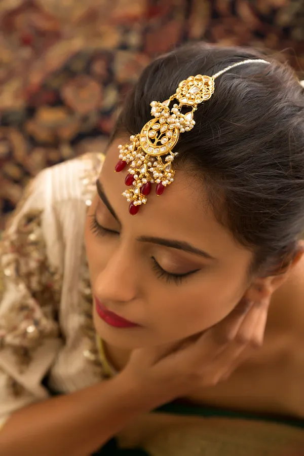 Red Passion Maang Tikka