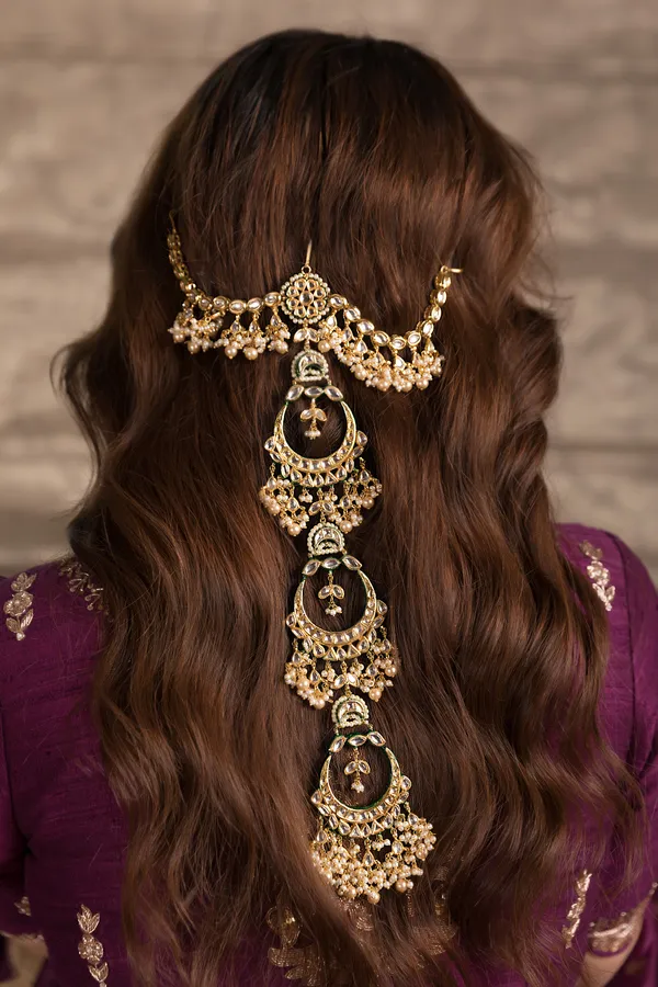 Gold & White Chandmilan Choti Phool