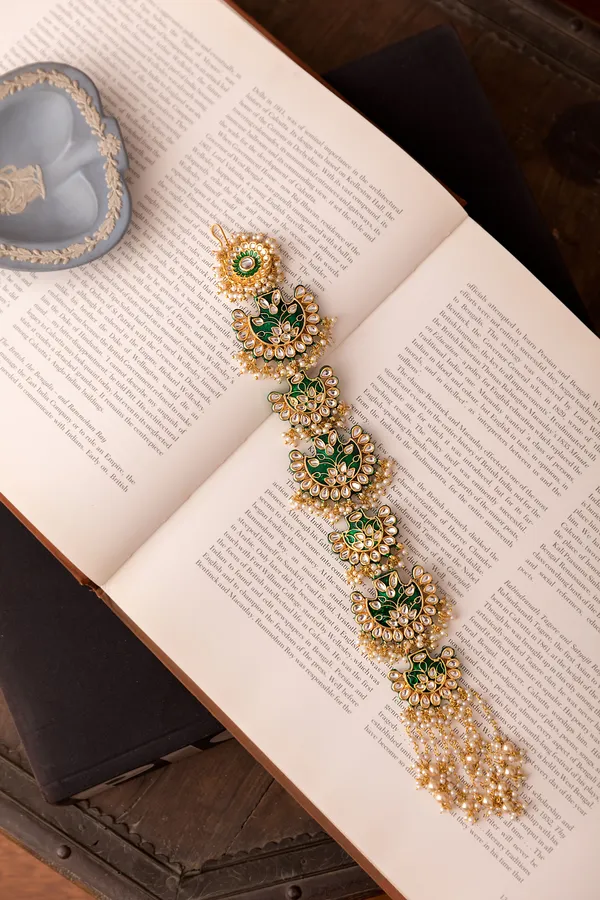 Green Meenakari & Pearls Kundan Choti Phool