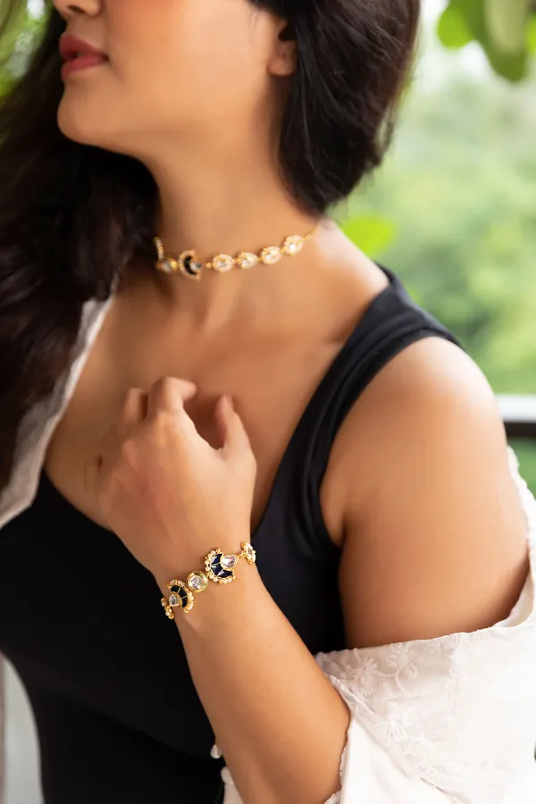 Blue Meenakari Pearls Kundan Choker Necklace & Bracelet