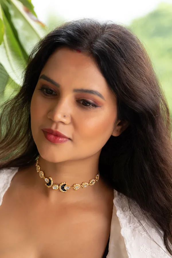 Blue Meenakari Pearls Kundan Choker Necklace & Bracelet