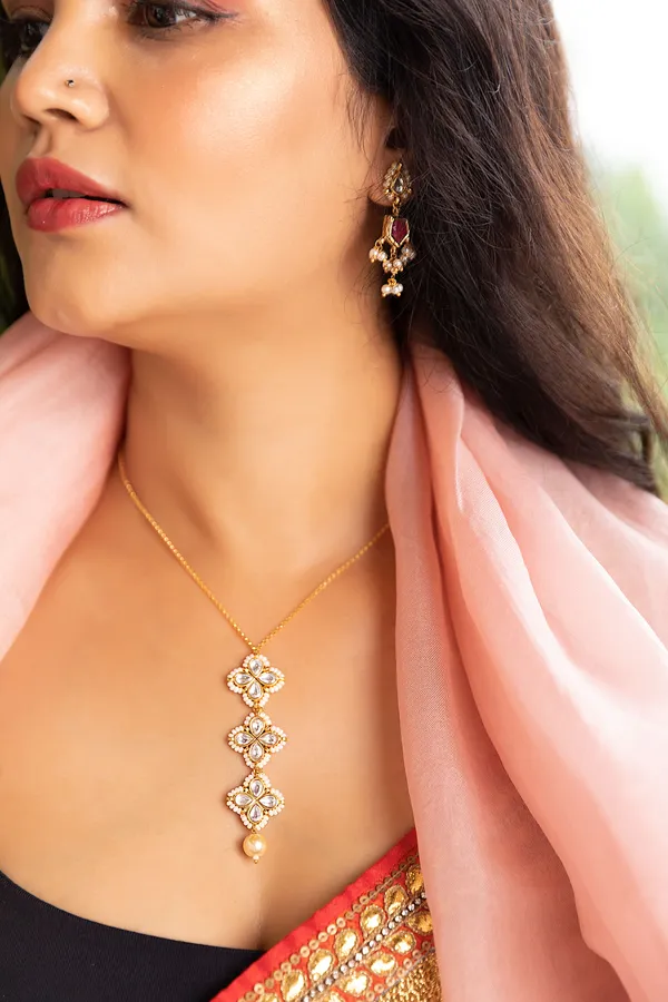 White Kundan Pearl Drop Pendent