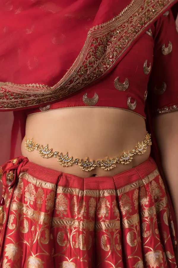 White Kundan Chand Pearls Kamarbandh