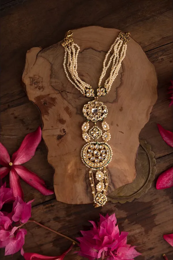 Gold & White Flower Kundan Haathphool
