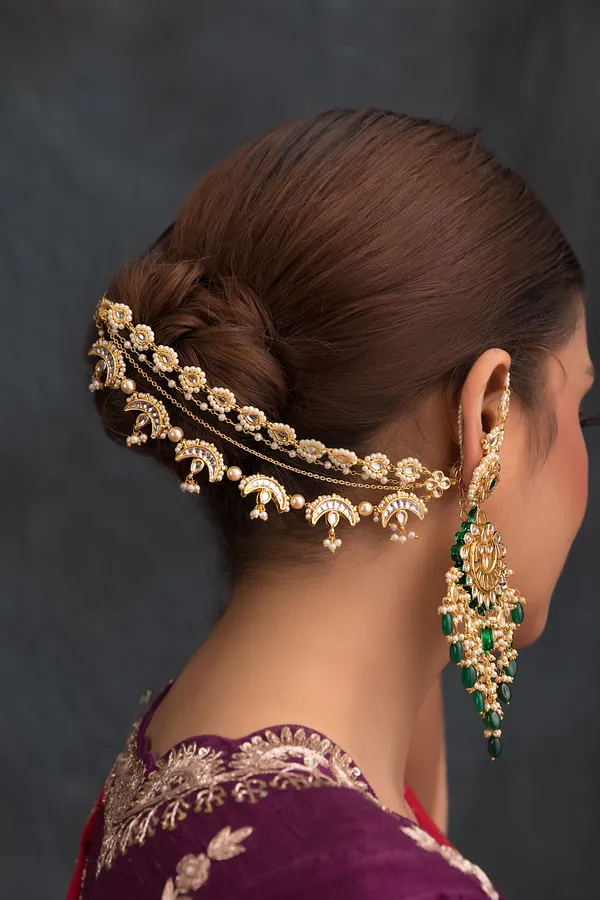 Golden Chand Biya With White Pearls Kaan Saharas