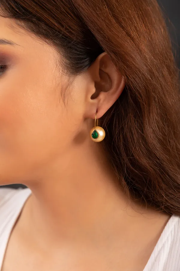 Green Drop White Kundan Pearl Earrings