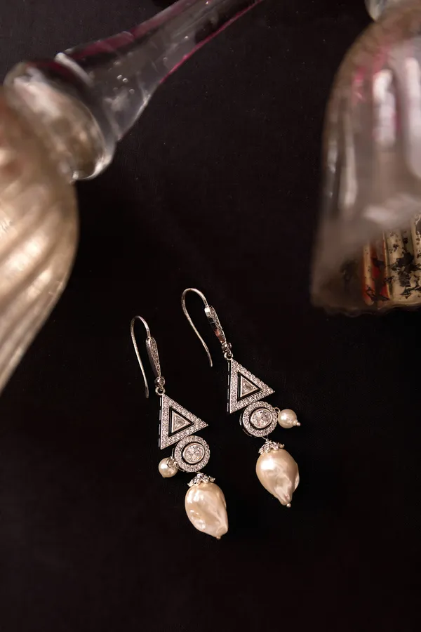 Triangle Zircon With Oval & Baroque Drop Earrings