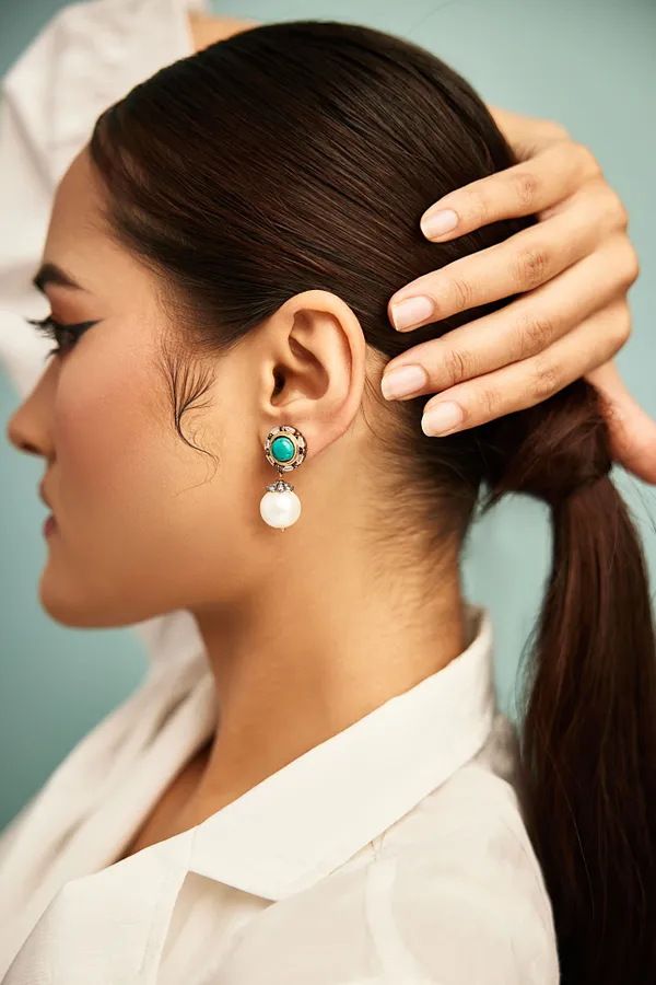 Turquoise Center Pearl Drop Earrings