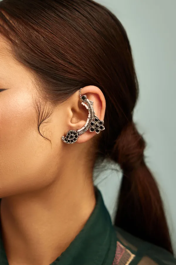Dual Tone Pearls Earcuffs