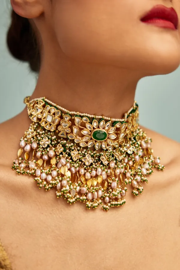 Statement Kundan Gold & White Pipalpatti Necklace