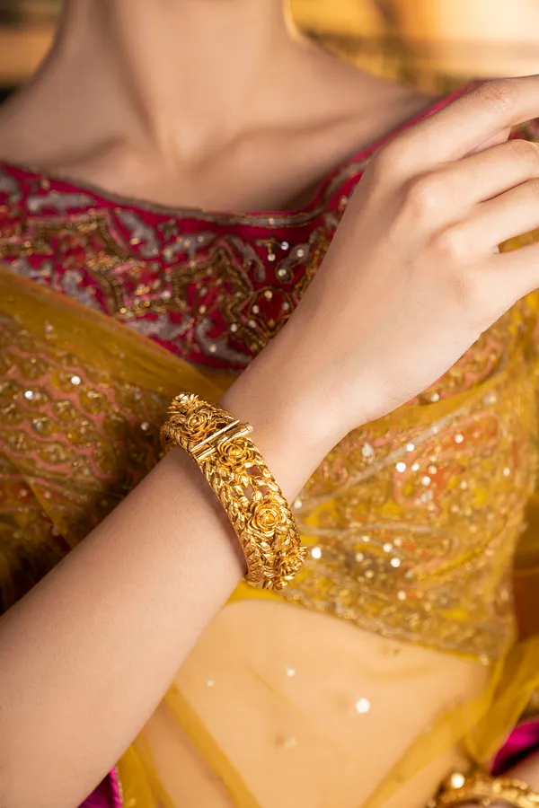 Golden Flower Kada