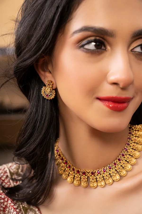 Statement Red & Gold Flower Kundan Choker Necklace Set