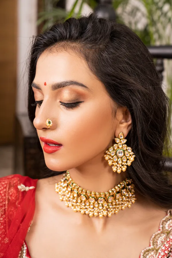 Green Kundan White Pearls Nath