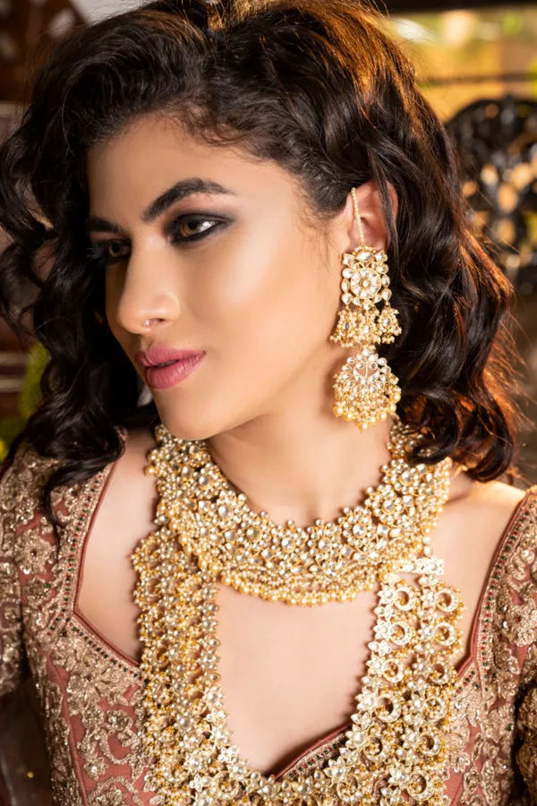 Gold & White Teen Biya Chandbali Earrings