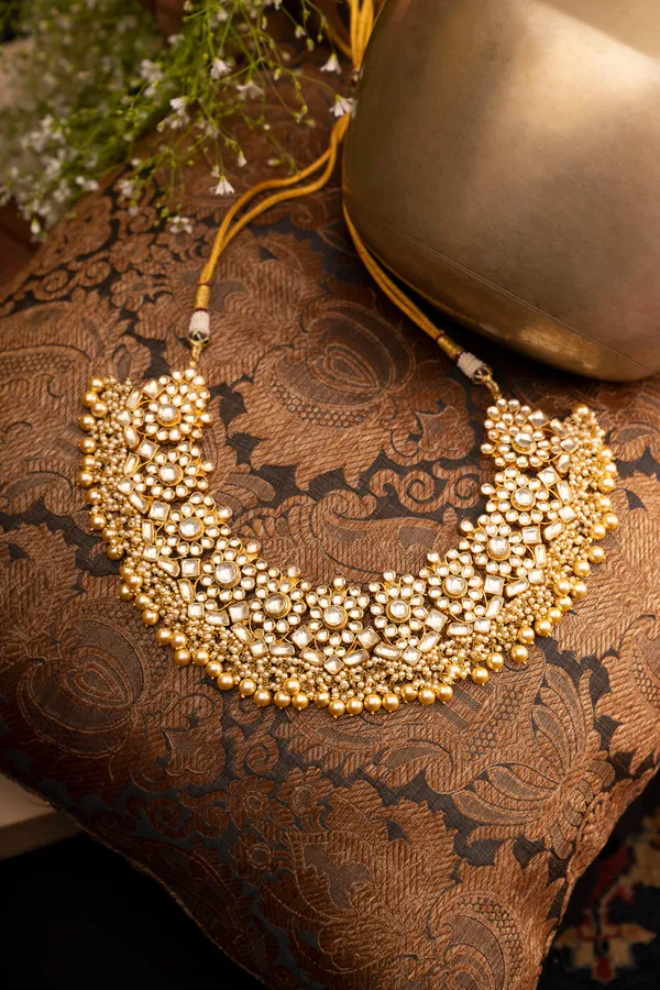 Gold & White Kundan Flower Necklace