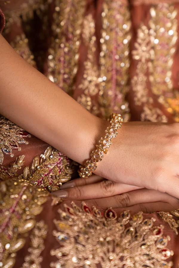 Golden Flower Kundan Bangle