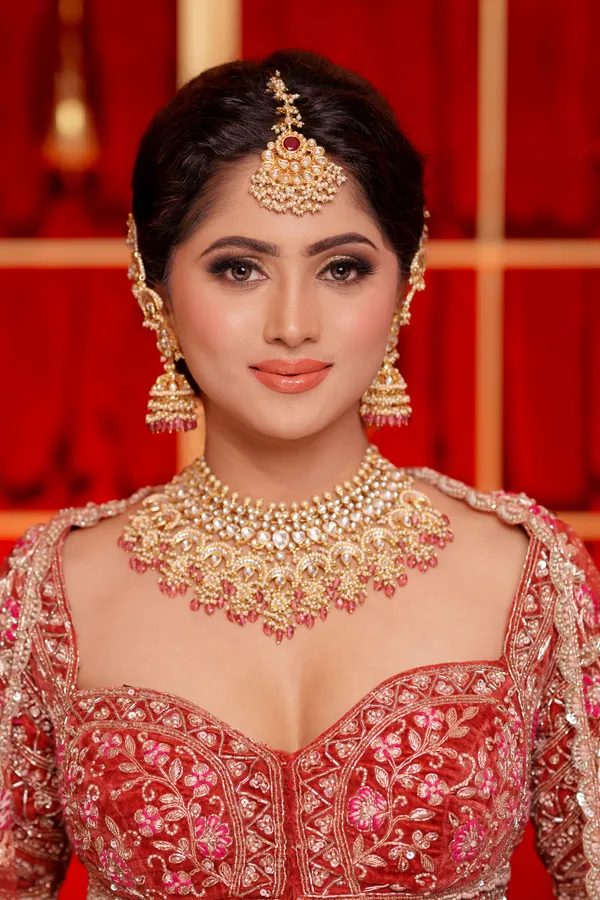 Statement Gold & White Chand Tourmaline Drops Necklace