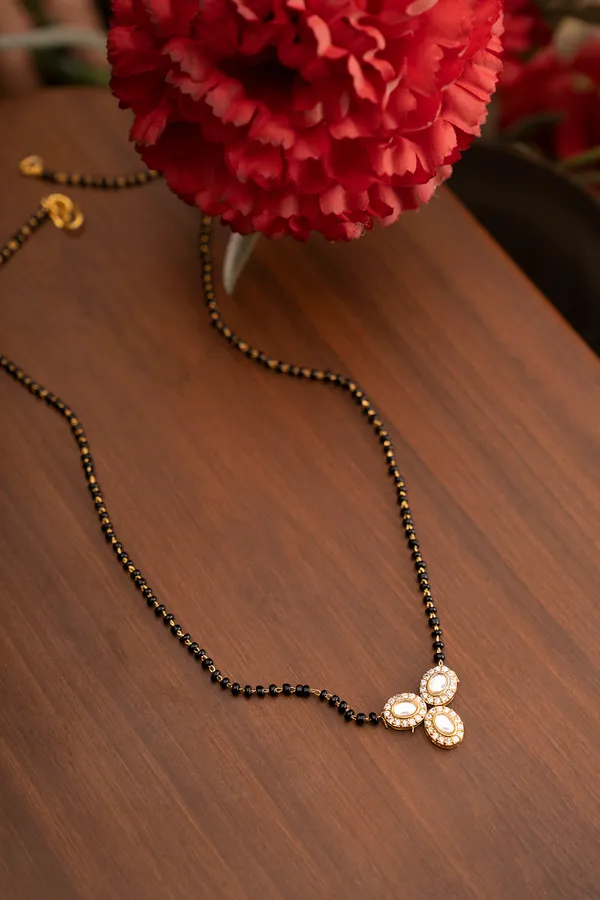 Gold & White Kundan Mangalsutra