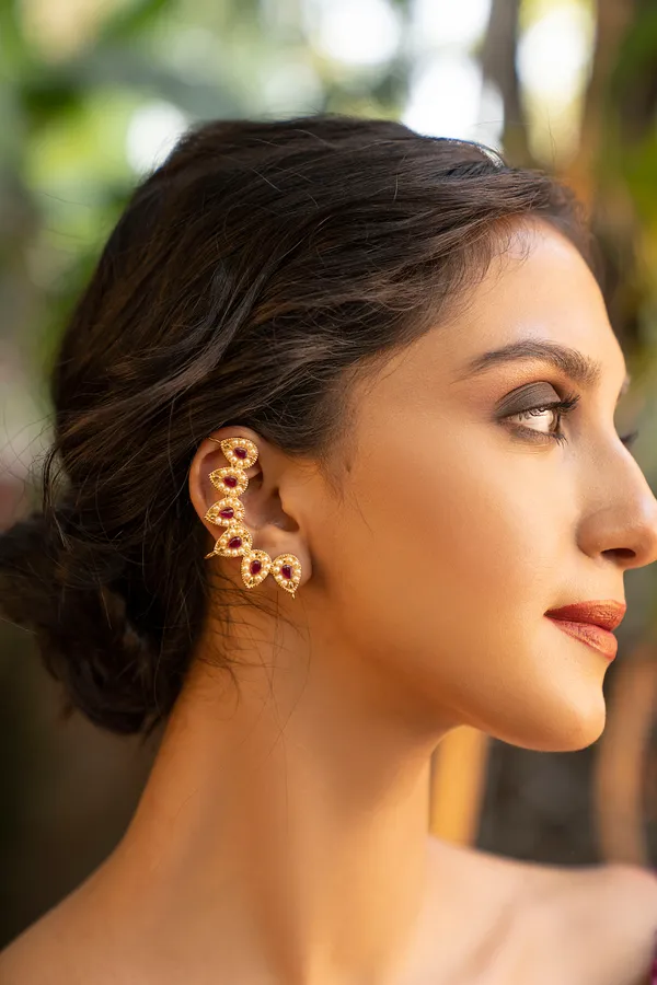 Red Kundan Earcuff Earrings With Pearls