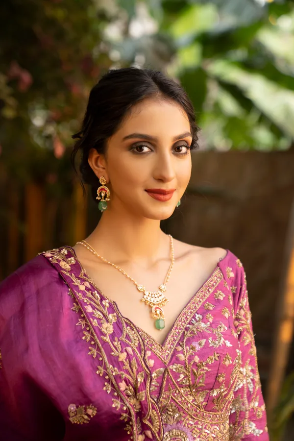 Red Kundan Chand Green Drop Earrings