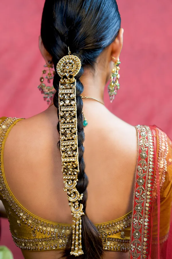 Gold & White Kundan Chand Choti Phool