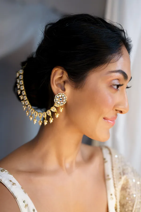 Gold & White Biya & Pearls Kaan Sahara