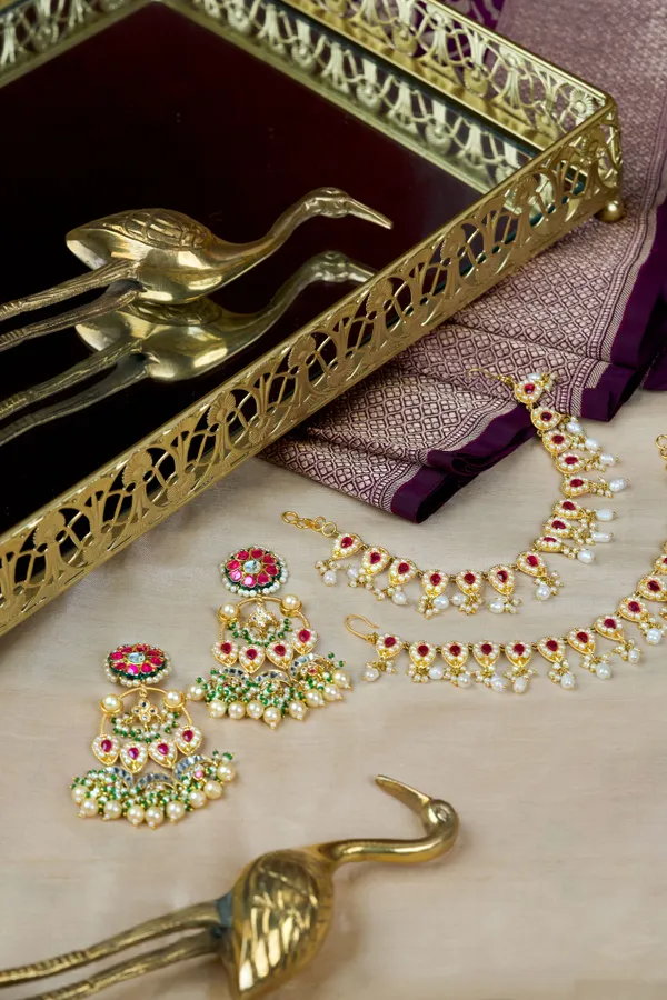 Red Kundan Pearls Kaan Sahara