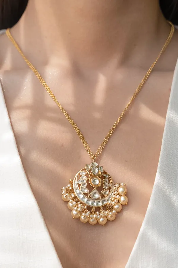 Golden Kundan Pearls Pendant Necklace