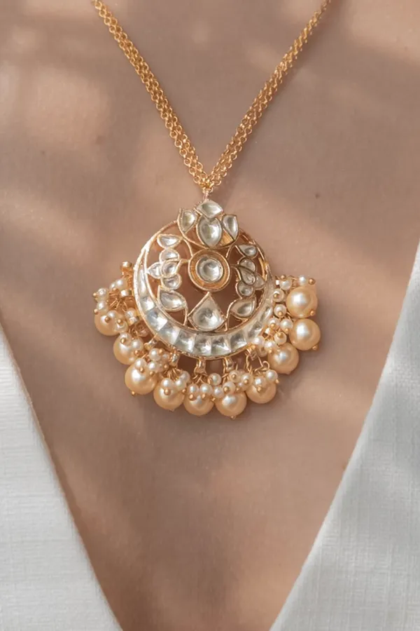 Golden Kundan Pearls Pendant Necklace
